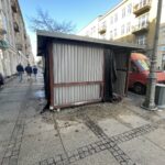 31.10.2022. Kielce. Budka stojąca przy ulicy Sienkiewicza / Fot. Jarosław Kubalski - Rado Kielce