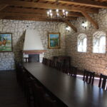 12.10.2022. Kije. Sala kominkowa / Fot. Marta Gajda-Kruk - Radio Kielce