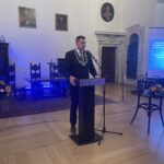 22.10.2022. Sandomierz. Uroczystość wręczenia nagród w Muzeum Zamkowym. Na zdjęciu: Marcin Marzec - burmistrz Sandomierza. / Fot. Grażyna Szlęzak - Radio Kielce