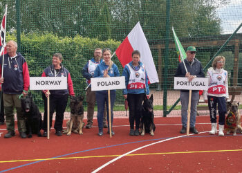11.10.2022. Wólka Milanowska. Otwarcie 27. Mistrzostw Świata Psów w Tropieniu Sportowym / Fot. Monika Miller – Radio Kielce