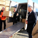 20.10.2022. Kielce. Przekazanie środków ochrony osobistej dla szpitali / Fot. Świętokrzyski Urząd Wojewódzki