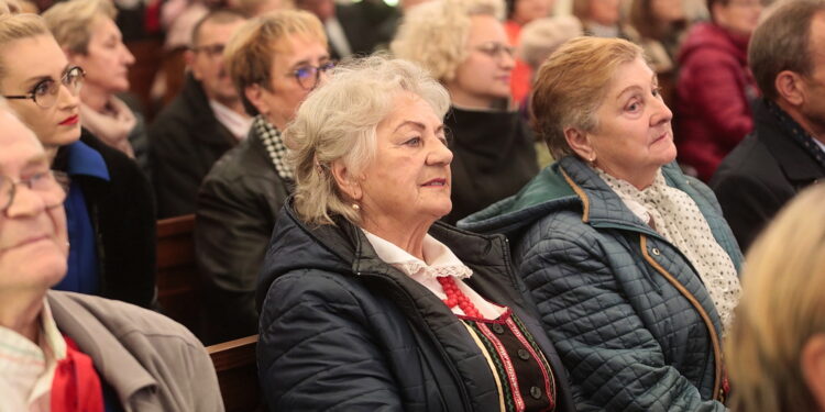 28.10.2022. Święty Krzyż. Jubileusz Radia Kielce. Koncert „Dziękujemy za siedem dekad”. / Fot. Wiktor Taszłow - Radio Kielce