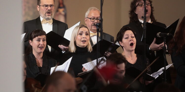 28.10.2022. Święty Krzyż. Jubileusz Radia Kielce. Koncert „Dziękujemy za siedem dekad”. / Fot. Wiktor Taszłow - Radio Kielce