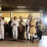 W kaplicy są teraz relikwie ponad 80 świętych i błogosławionych - Radio Kielce 31.10.2022. Kielce. Kościół św. Józefa Robotnika. Noc Świętych / Fot. Wiktor Taszłow – Radio Kielce