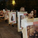 W kaplicy są teraz relikwie ponad 80 świętych i błogosławionych - Radio Kielce 31.10.2022. Kielce. Kościół św. Józefa Robotnika. Noc Świętych / Fot. Wiktor Taszłow – Radio Kielce