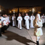 W kaplicy są teraz relikwie ponad 80 świętych i błogosławionych - Radio Kielce 31.10.2022. Kielce. Kościół św. Józefa Robotnika. Noc Świętych / Fot. Wiktor Taszłow – Radio Kielce