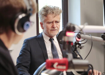 03.01.2022. Kielce. Studio Polityczne Radia Kielce. Na zdjęciu: senator Krzysztof Słoń - PiS / Fot. Wiktor Taszłow - Radio Kielce