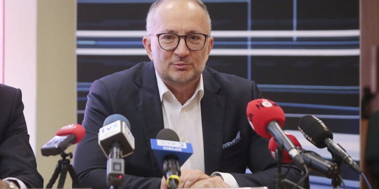 05.10.2022. Kielce. Politechnika Świętokrzyska pospisuje umowy o współpracy. Na zdjęciu: Marcin Gajdziński - dyrektor Generalny IBM Polska i Kraje Bałtyckie / Fot. Wiktor Taszłow – Radio Kielce