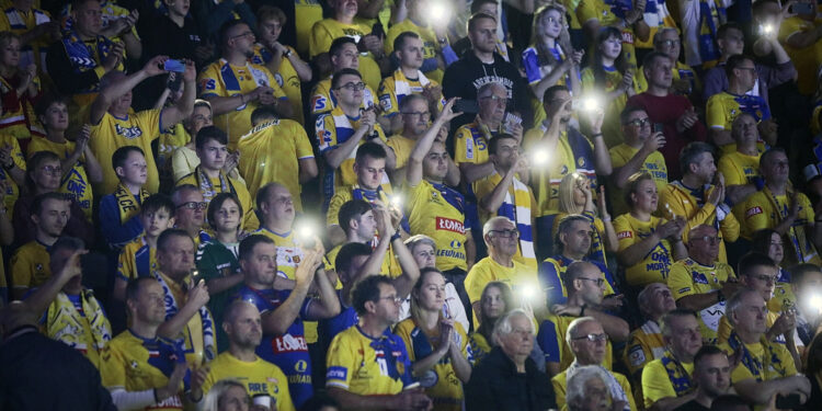 06.10.2022. Kielce. 4. kolejka Ligi Mistrzów: Łomża Industria Kielce - THW Kiel / Fot. Wiktor Taszłow – Radio Kielce