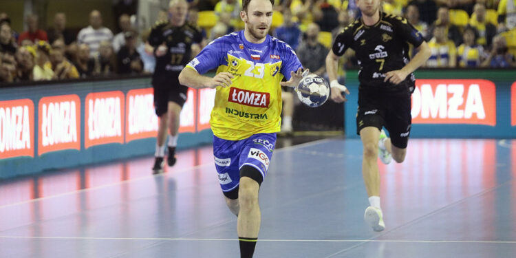 06.10.2022. Kielce. 4. kolejka Ligi Mistrzów: Łomża Industria Kielce - THW Kiel / Fot. Wiktor Taszłow – Radio Kielce