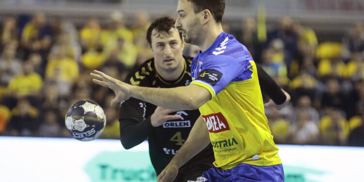 06.10.2022. Kielce. 4. kolejka Ligi Mistrzów: Łomża Industria Kielce - THW Kiel / Fot. Wiktor Taszłow – Radio Kielce