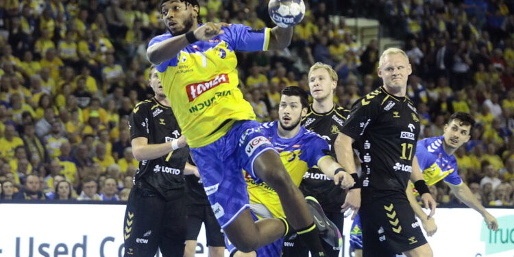 06.10.2022. Kielce. 4. kolejka Ligi Mistrzów: Łomża Industria Kielce - THW Kiel / Fot. Wiktor Taszłow – Radio Kielce