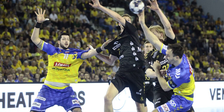 06.10.2022. Kielce. 4. kolejka Ligi Mistrzów: Łomża Industria Kielce - THW Kiel / Fot. Wiktor Taszłow – Radio Kielce