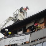 08.10.2022. Kielce. Pożar kamienicy przy ul. Sienkiewicza / Fot. Wiktor Taszłow - Radio Kielce