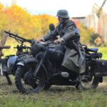 09.10.2022. Tokarnia. Muzeum Wsi Kieleckiej. Widowisko „Szlakiem wrześniowej chwały oręża polskiego” / Fot. Wiktor Taszłow - Radio Kielce