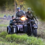 09.10.2022. Tokarnia. Muzeum Wsi Kieleckiej. Widowisko „Szlakiem wrześniowej chwały oręża polskiego” / Fot. Wiktor Taszłow - Radio Kielce