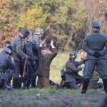09.10.2022. Tokarnia. Muzeum Wsi Kieleckiej. Widowisko „Szlakiem wrześniowej chwały oręża polskiego” / Fot. Wiktor Taszłow - Radio Kielce