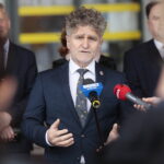 15.10.2022. Kielce. Urząd wojewódzki. Konferencja dotycząca Polskiego Ładu. Na zdjęciu: Krzysztof Słoń - senator PiS / Fot. Wiktor Taszłow - Radio Kielce