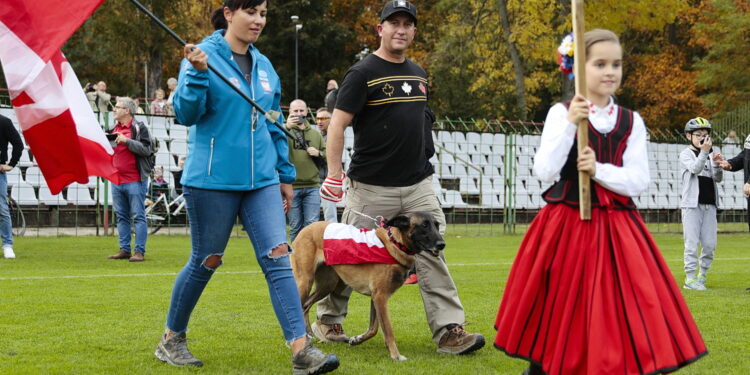 16.10.2022. Kielce. 27. Mistrzostwa Świata Psów w Tropieniu Sportowym / Fot. Wiktor Taszłow - Radio Kielce