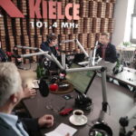 17.10.2022. Kielce. Studio Polityczne Radia Kielce / Fot. Wiktor Taszłow - Radio Kielce