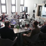 17.10.2022. Kielce. Studio Polityczne Radia Kielce / Fot. Wiktor Taszłow - Radio Kielce