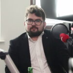 17.10.2022 Radio Kielce. Studio Polityczne Radia Kielce. Na zdjęciu: Filip Strząbała - Nowa Lewica / Fot. Wiktor Taszłow - Radio Kielce