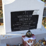 Zapomnianym bohaterom - Radio Kielce Kielce. Cmentarz Partyzancki. Grób Mieczysława Drewicza – adiutanta i zastępcy dowódcy 4 pułku piechoty legionów Armii Krajowej / Fot. Wiktor Taszłow – Radio Kielce