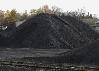 Druga transza naboru wniosków na sprzedaż węgla - Radio Kielce