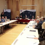 25.10.2022. Kielce. Spotkanie inaugurujące przygotowania do 80. rocznicy pacyfikacji Michniowa. / Fot. Wiktor Taszłow - Radio Kielce