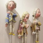 12.10.2022. Kielce. Dworek Laszczyków. Wystawa „Jej wysokość Lalka” / Fot. Jarosław Kubalski - Radio Kielce