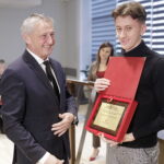 Pomagają innym, zostali wyróżnieni - Radio Kielce