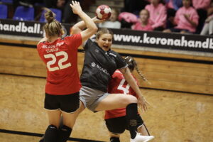 14.10.2022. Kielce. Mecz Suzuki Korona Handball - MKS AZS UMCS Lublin. / Fot. Jarosław Kubalski - Radio Kielce