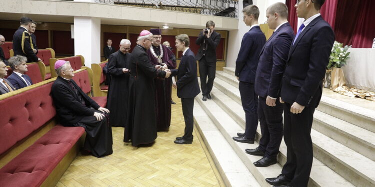 20.10.2022 Kielce. Seminarium Duchowne. Inauguracja roku akademickiego / Fot. Jarosław Kubalski - Radio Kielce
