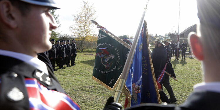 23.10.2022 Niestachów. Uroczystości w 80 - lecie OSP/ Fot. Jarosław Kubalski - Radio Kielce