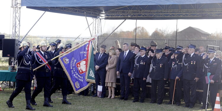 23.10.2022 Niestachów. Uroczystości w 80 - lecie OSP/ Fot. Jarosław Kubalski - Radio Kielce