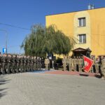 07.10.2022. Opatów. Nadanie imienia płk. Jana Piwnika Ponurego szkołom Zespołu Szkół nr 1 / Fot. Emilia SItarska - Radio Kielce