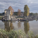 Ćmielów. Ruiny zamku Szydłowieckich na wyspie / Fot. Emilia Sitarska – Radio Kielce