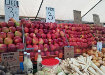 28.10.2022. Kielce. Miejski Plac Targowy / Fot. Marzena Smoręda – Radio Kielce