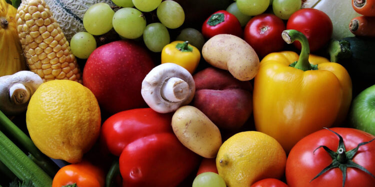 Ile warzyw i owoców trzeba jeść, aby zachować zdrowie i urodę? - Radio Kielce Ile warzyw i owoców trzeba jeść, aby zachować zdrowie i urodę? - Radio Kielce