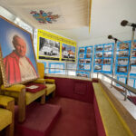 16.10.2022. Kielce. Muzeum Samochodu Papieskiego Jana Pawła II w Kielcach / fot. Wiktor Taszłow - Radio Kielce