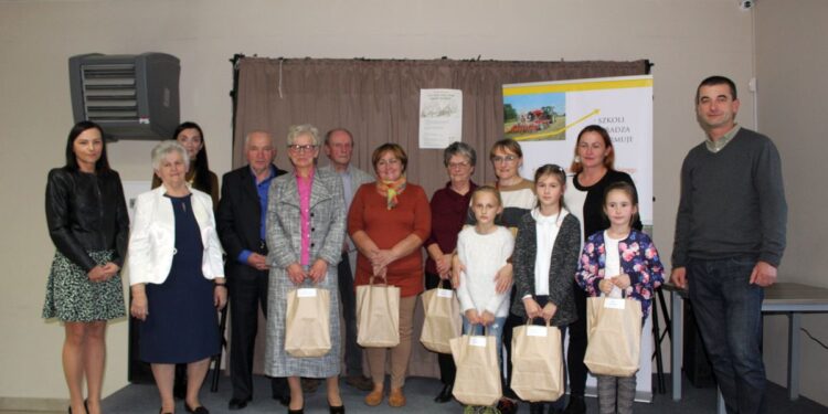 Konkurs "Czy znasz życie i mowę naszych przodków" / Fot. Tadeusz Połeć, Miłosz Sobieraj - ŚODR Modliszewice