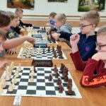 06.11.2022. Kielce. Turniej szachów szybkich dzieci do lat 11 z okazji Narodowego Święta Niepodległości / Fot. Maciej Makuła - Radio Kielce