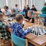 06.11.2022. Kielce. Turniej szachów szybkich dzieci do lat 11 z okazji Narodowego Święta Niepodległości / Fot. Maciej Makuła - Radio Kielce