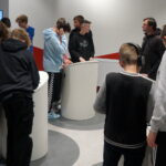 17.11.2022. Kielce. Centrum Edukacji Medialnej. Wycieczka / Fot. Kamil Król - Radio Kielce