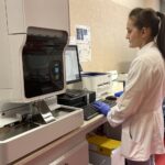 10.11.2022. Podzamcze. Publiczny Bank Komórek Macierzystych, funkcjonujący przy Regionalnym Centrum Naukowo–Technologicznym / Fot. Iwona Murawska - Radio Kielce