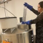 10.11.2022. Podzamcze. Publiczny Bank Komórek Macierzystych, funkcjonujący przy Regionalnym Centrum Naukowo–Technologicznym / Fot. Iwona Murawska - Radio Kielce