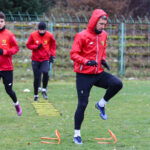 28.11.2022. Kielce. Stadion przy ulicy Kusocińskiego. Trening Korony Kielce / Fot. Korona Kielce
