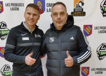 Na zdjęciu (od lewej): Marcin Robak i trener ŁKS Probudex Łagów Ireneusz Pietrzykowski / Fot. ŁKS Probudex Łagów - Facebook