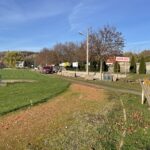 04.11.2022. Klimontów. Stadion - budowa bieżni / Fot. Grażyna Szlęzak - Radio Kielce