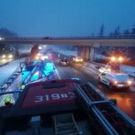 25.11.2022. Kielce. Trasa S7. Cysterna wjechała w wiadukt / Fot. OSP KSRG Kostomłoty Drugie - Facebook